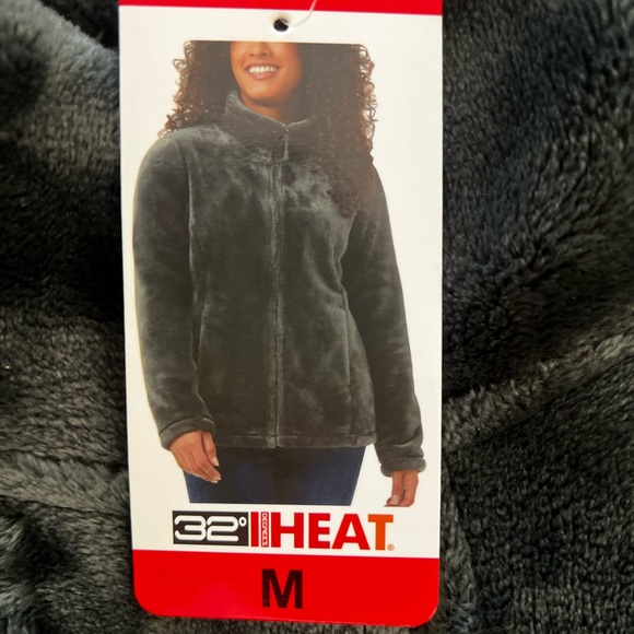 Brand new fuzzy soft warm jacket - Picture 4 of 7